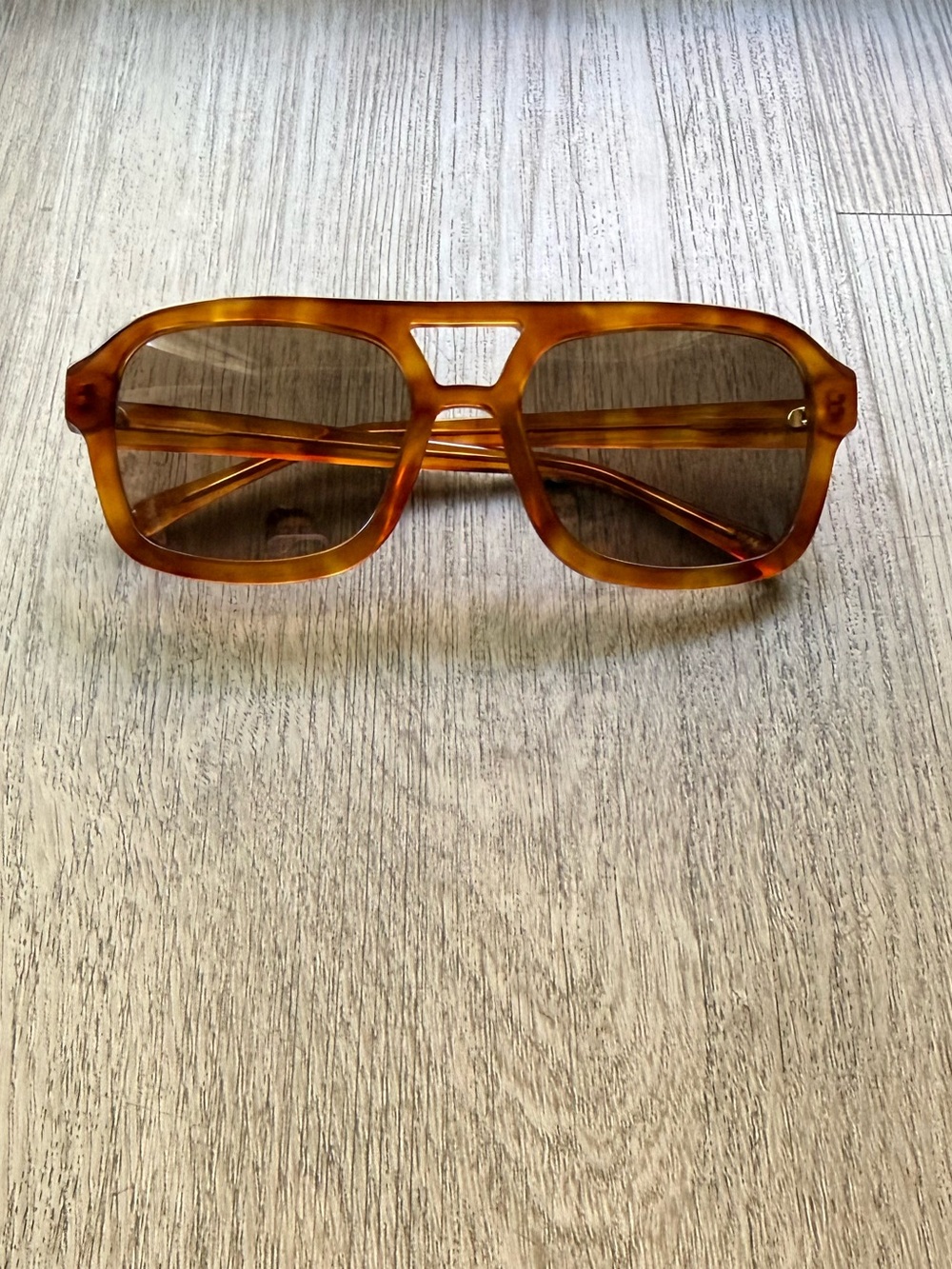 banbe the lais tortoise brown tan aviator navigator sunglasses eyewear NEW